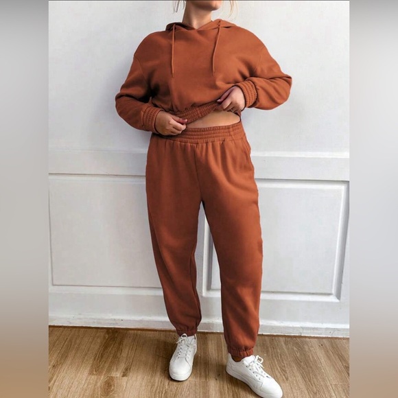 Womens 2 Piece Sweatsuit Crop Pullover Sweatshirt Joggers Pants Tracksuit Set - Picture 1 of 2